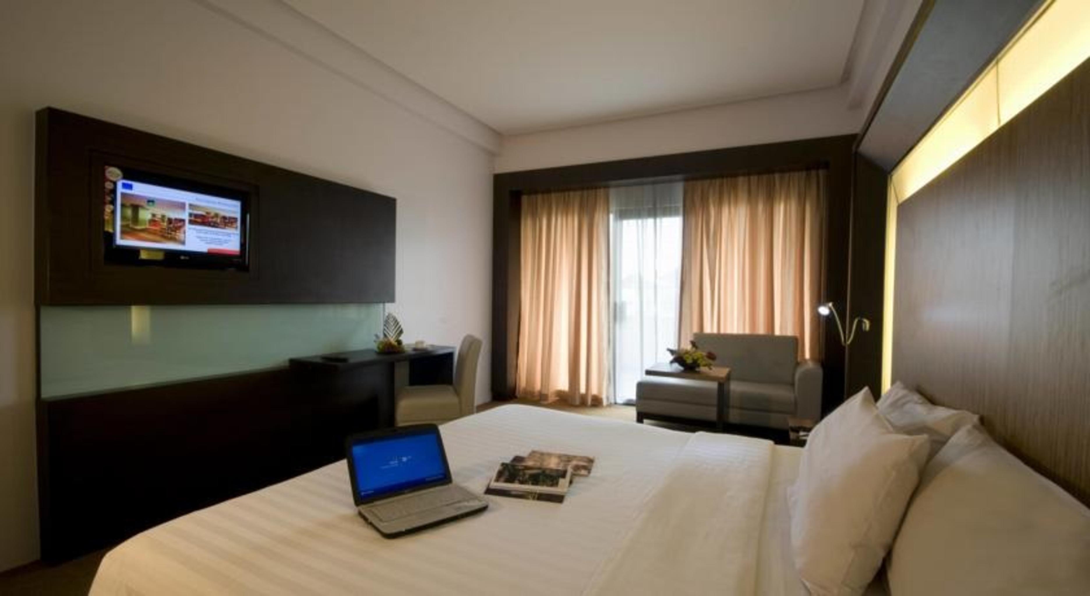 Ap Premier Batam Hotel Nagoya Ngoại thất bức ảnh