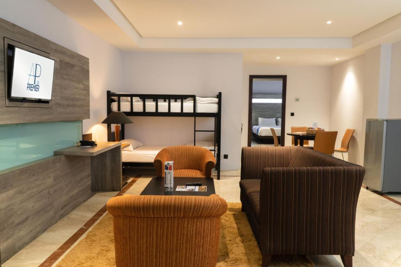Ap Premier Batam Hotel Nagoya Ngoại thất bức ảnh